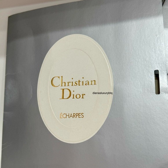 Christian Dior Mint Green Scarf - Picture 13 of 14